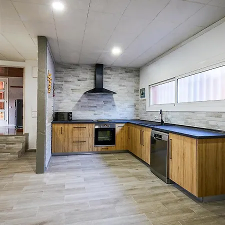 Holiday home Amazing In St Andreu D,llavaneres With Wifi Sant Andreu de Llavaneres