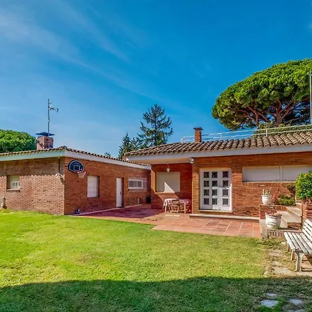 Amazing In St Andreu D,llavaneres With Wifi Holiday home *